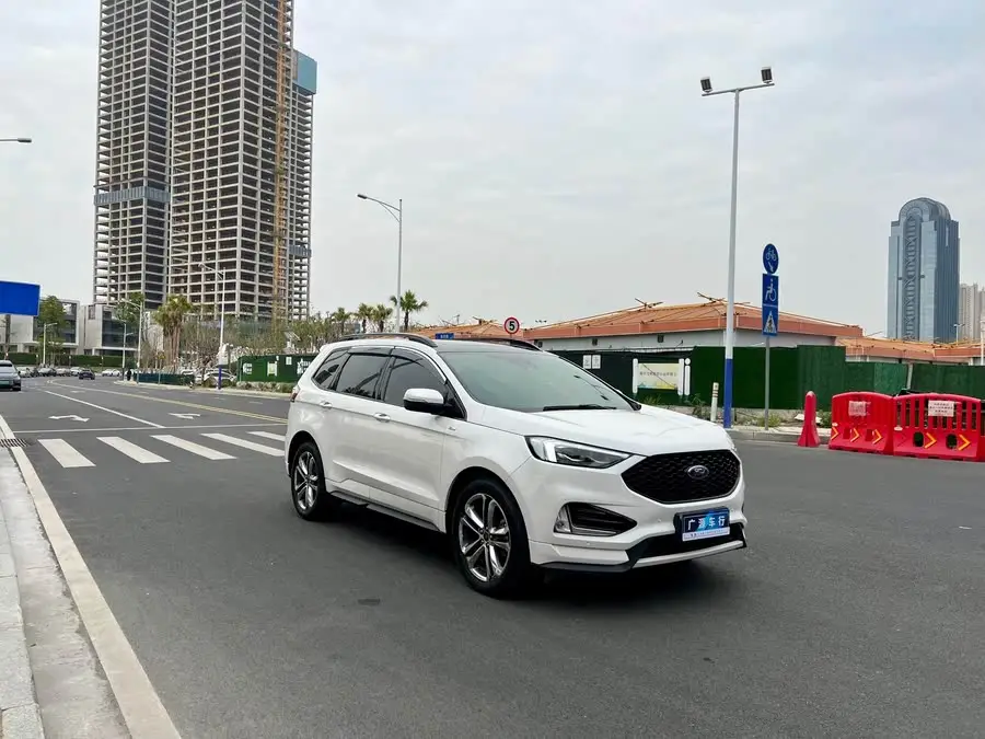 2020 Edge EcoBoost 245 AWD ST-Line 7-Seater