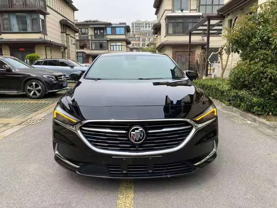 بويك لاكروس 2021 652T بريميوم