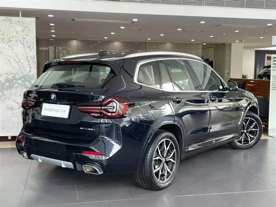 بي إم دبليو X3 2022 xDrive25i حزمة M الرياضية