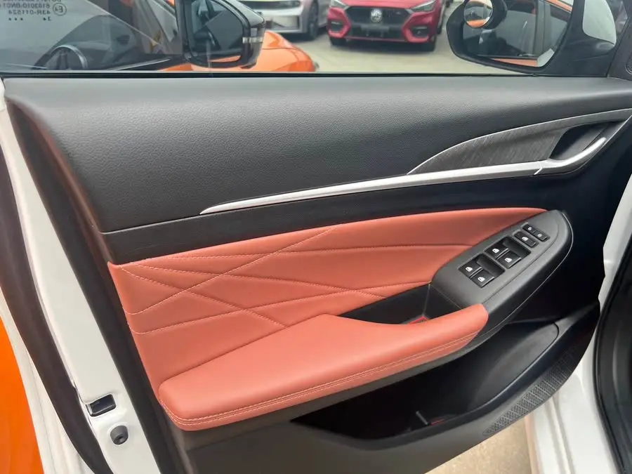 Yidong 2023 Changan PLUS Blue Whale NE 1.4T GDI DCT Premium Edition