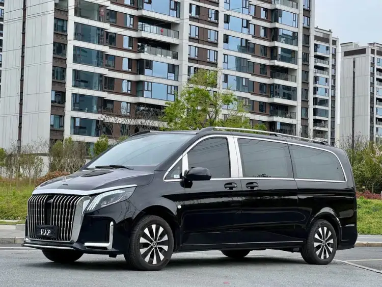 Vito 2023 2.0T Business Edition 7-seater