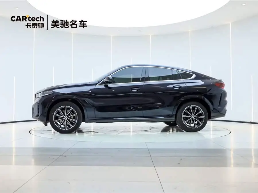 بي إم دبليو X6 2023 xDrive30i حزمة الرياضة M