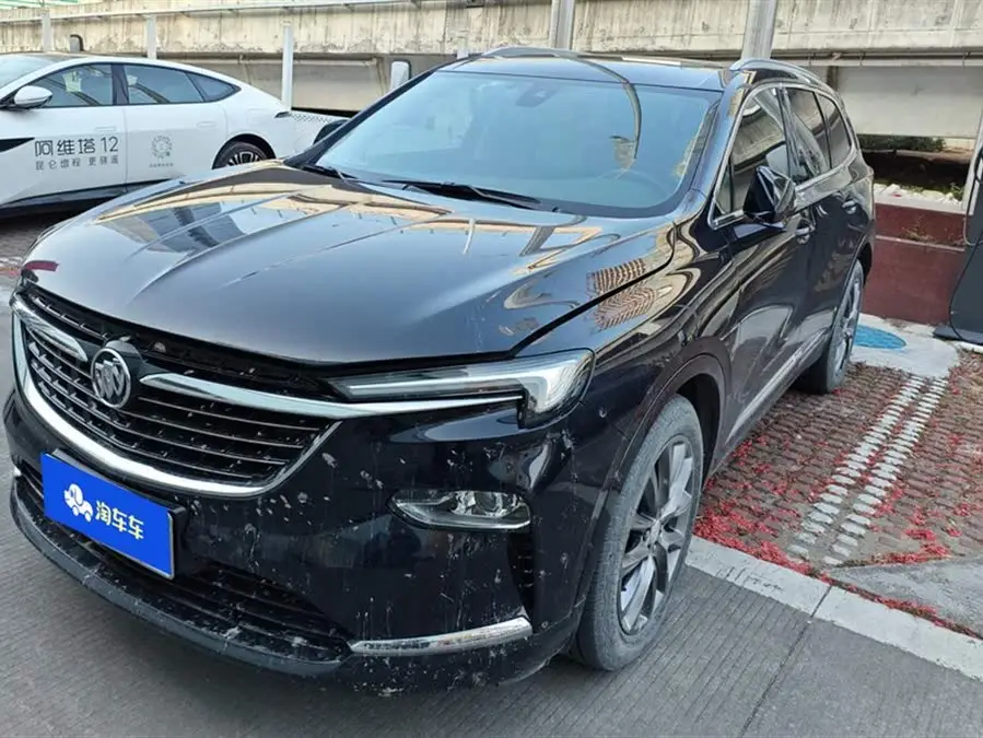 2022 إنفيجن 652T دفع رباعي بريميوم 7 مقاعد