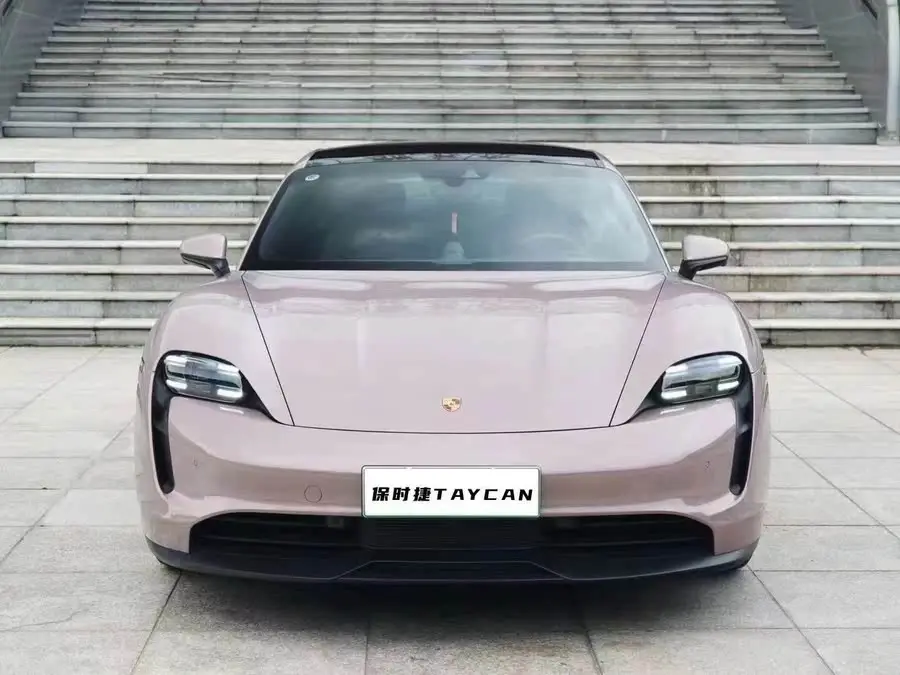 2020 Taycan