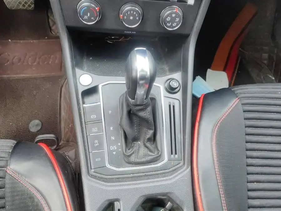 لاميدا 2023 300TSI DSG النسخة الكاملة