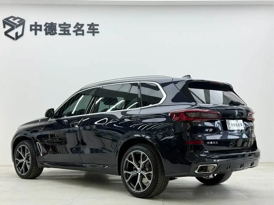 BMW X5 2022 xDrive 30Li Exclusive M Sport Package