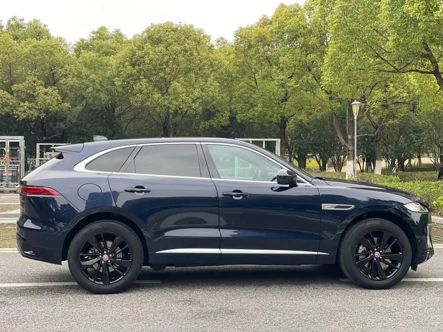 Jaguar F-PACE 2021 Model 250PS R-Dynamic SE