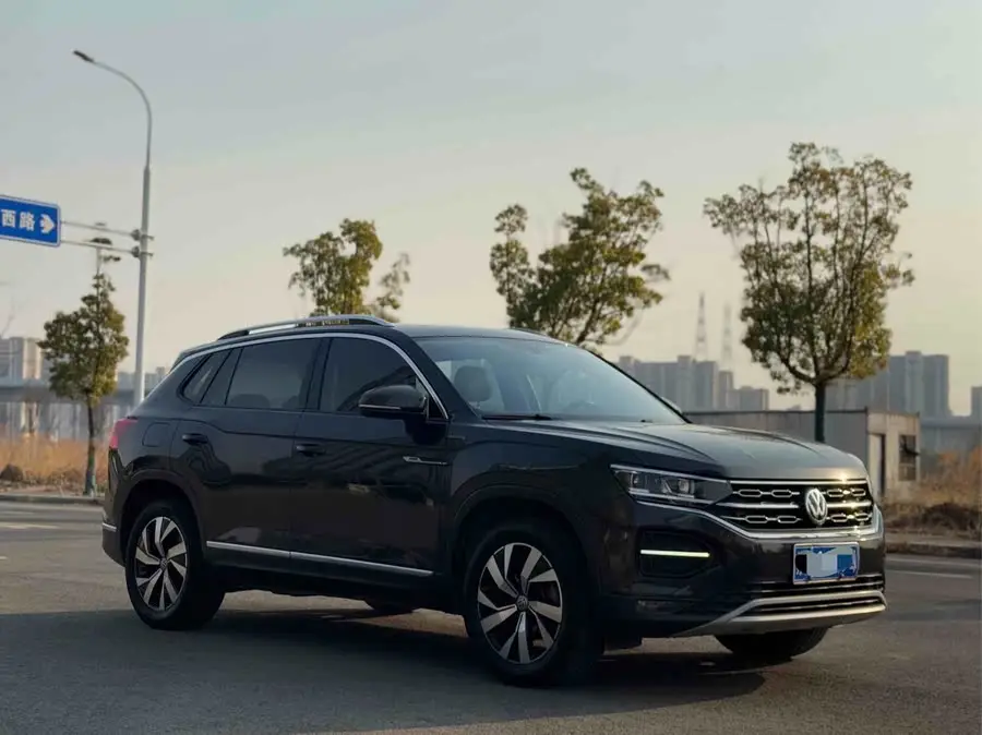 Tayron 2019 330TSI Two-Wheel Drive Luxury Model National V