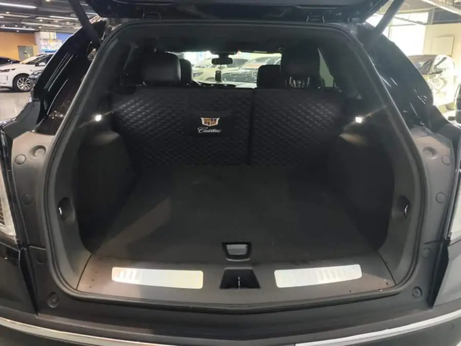 Cadillac XT5 2022 2.0T AWD Luxury (Hummingbird Edition)