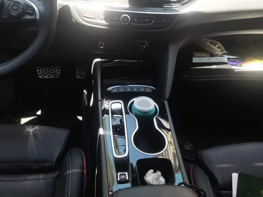 2022 بويك ريجال GS بريميوم