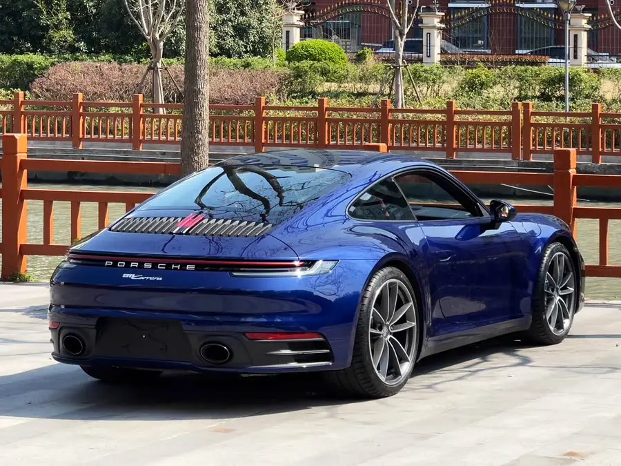 بورشه 911 2023 كاريرا 3.0T