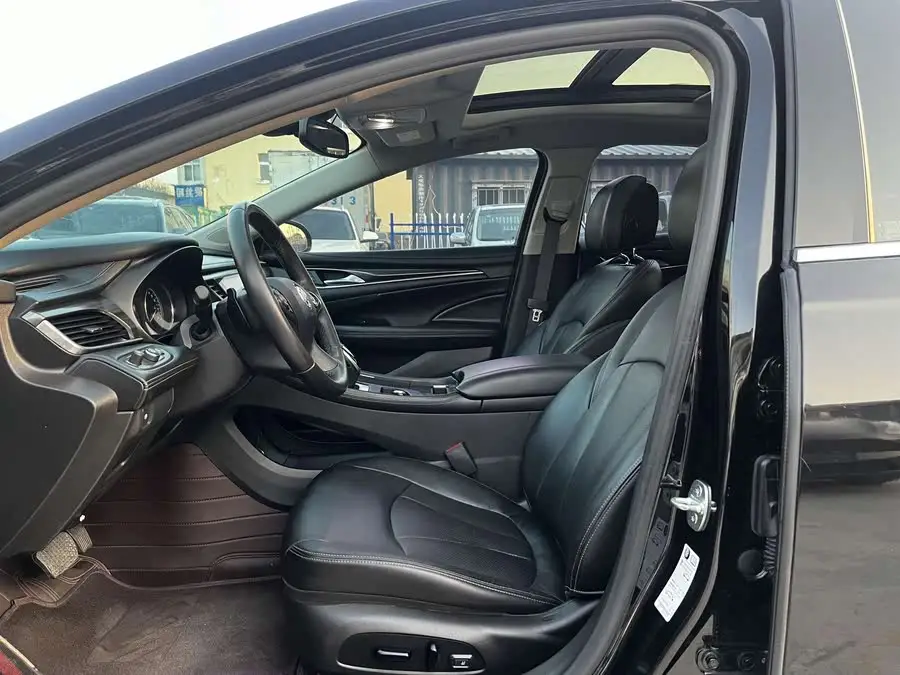 Buick LaCrosse 2021 652T Luxury