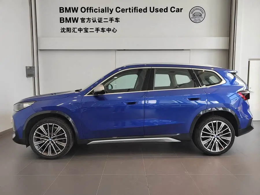 BMW X1 2023 xDrive25Li X Design Package