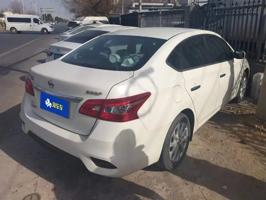 نيسان سيلفي الكلاسيكية 2021 1.6XL CVT الفاخرة