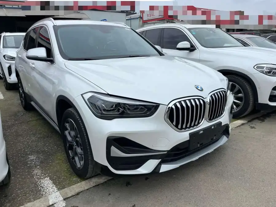 بي إم دبليو X1 2022 sDrive20Li إصدار الموضة