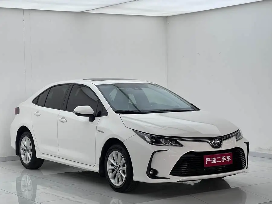 كورولا 2021 هايبرد 1.8 لتر E-CVT النسخة النخبوية