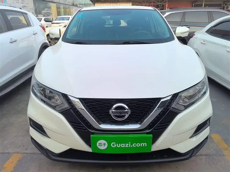 نيسان قاشقاي 2019 2.0 لتر CVT النسخة الذكية