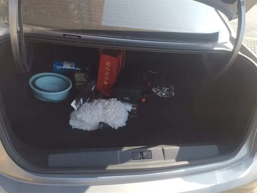 Peugeot 408 2022 1.6T Pursuit Edition