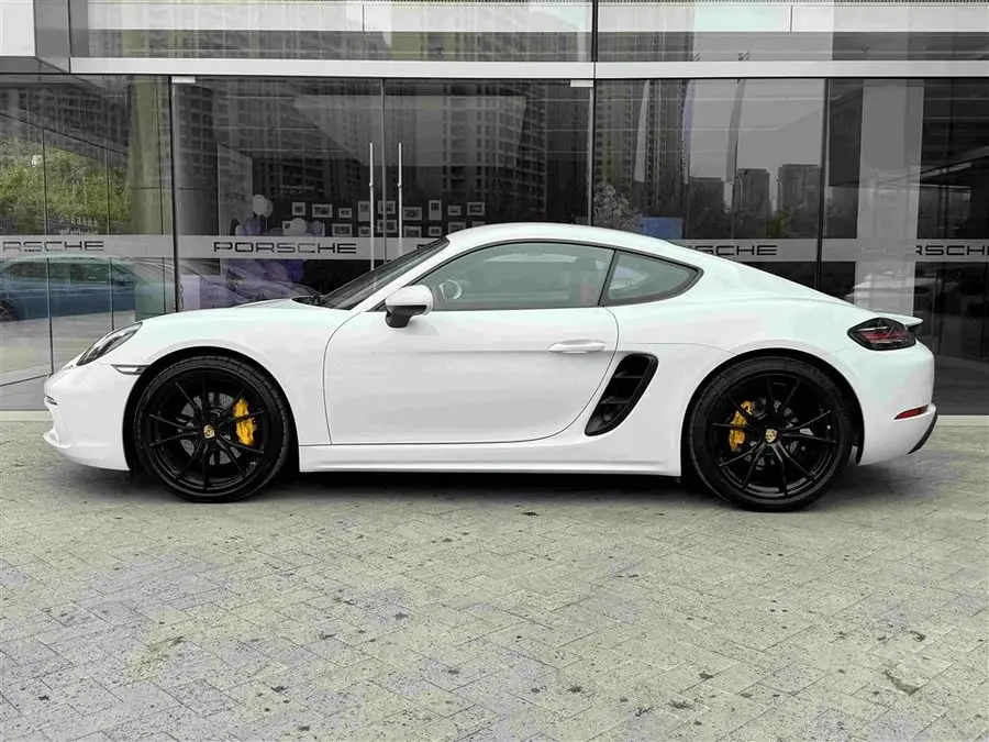 Porsche 718 2022 Cayman 2.0T