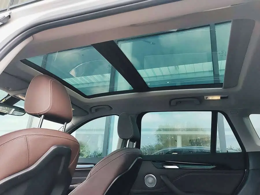 BMW X1 2022 sDrive25Li Leading Model