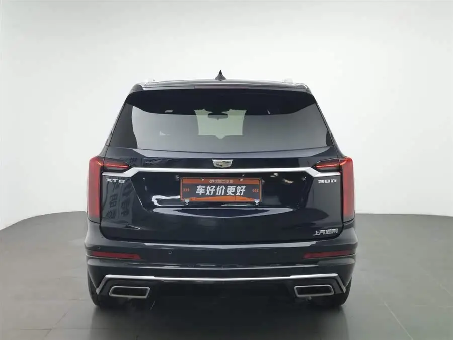 كاديلاك XT6 2020 28T فاخرة 7 مقاعد