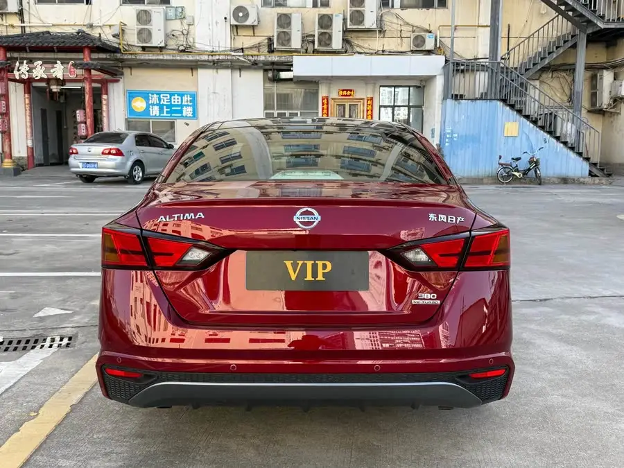 تينلاي 2021 2.0T XV AD1 نسخة الملاحة الذكية