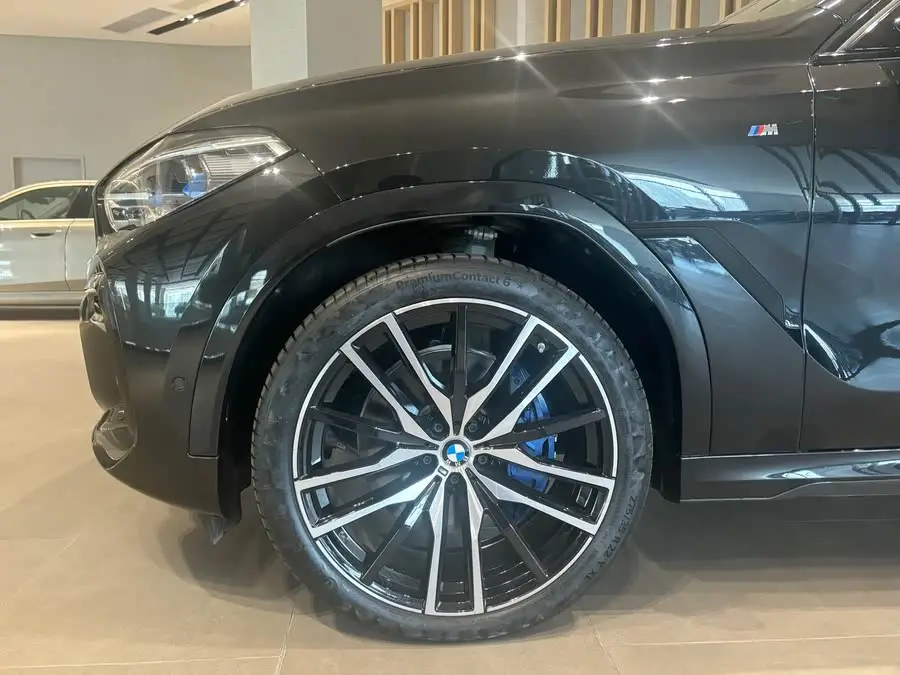 بي إم دبليو X6 2022 موديل تجديد ثاني xDrive40i حزمة رياضية M
