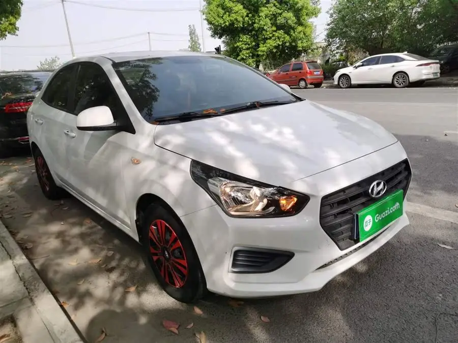 هيونداي رينا 2017 1.4 لتر يدوي نسخة محدثة وطنية VI