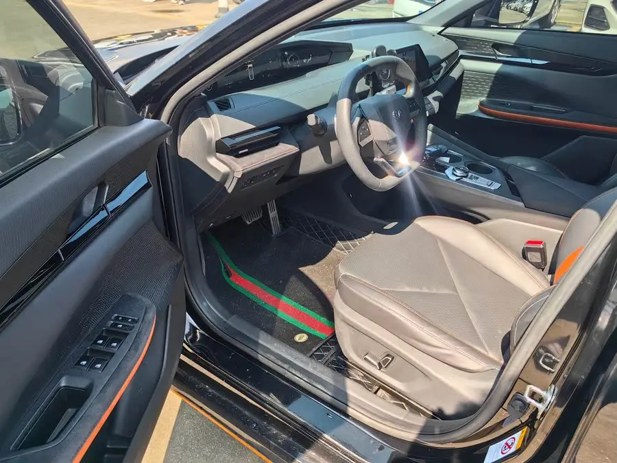 Changan UNI-V 2023 1.5T Sport Version