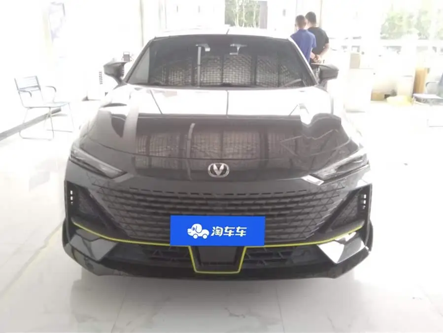 Changan UNI-V 2022 1.5T Sport Version