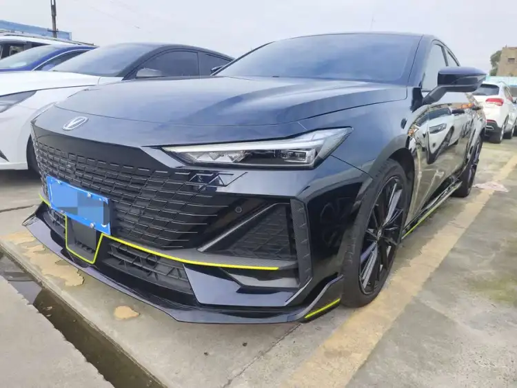 Changan UNI-V 2022 1.5T Premium