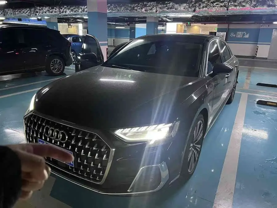 Audi A8 2023 A8L 50 TFSI quattro Selection