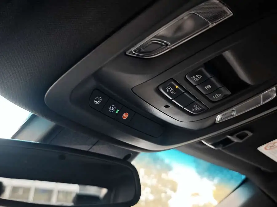 Cadillac CT5 2022 28T Luxury (Standard Edition)