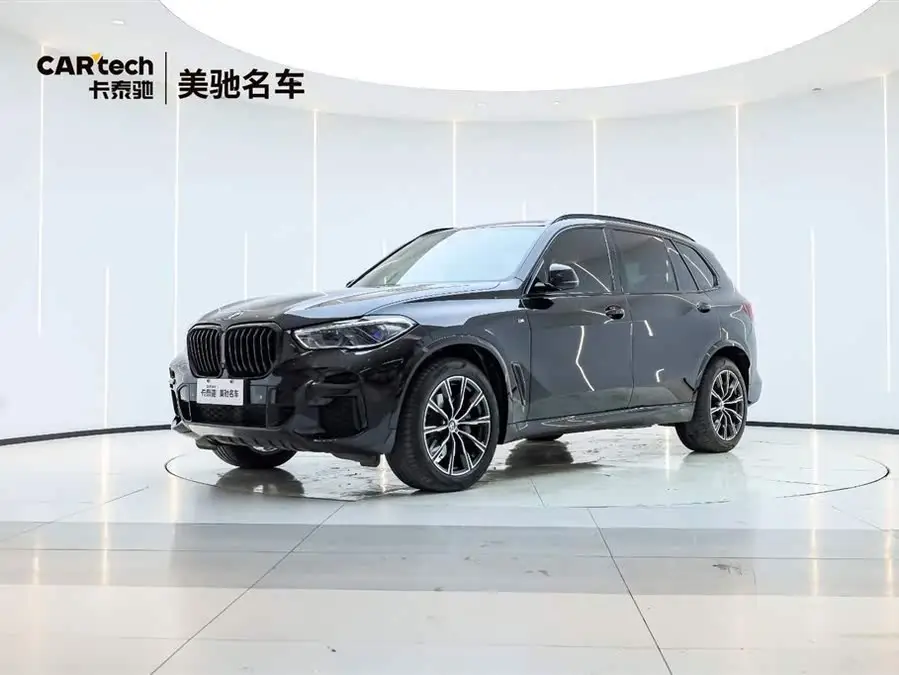 BMW X5 2022 xDrive 40Li M Sport Package