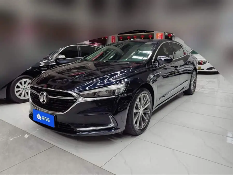 بيوك لاكروس 2022 652T فاخرة