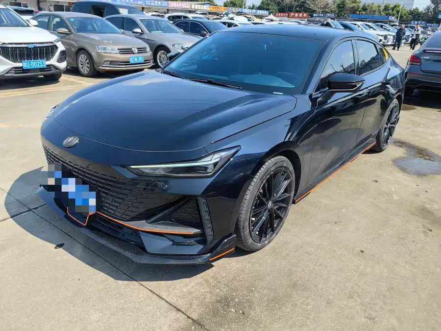 Changan UNI-V 2023 1.5T Sport Version