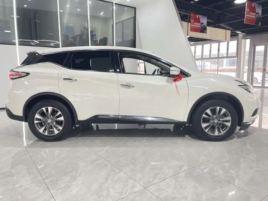 لو لان 2021 2.5 لتر XL دفع ثنائي ذكي فاخر