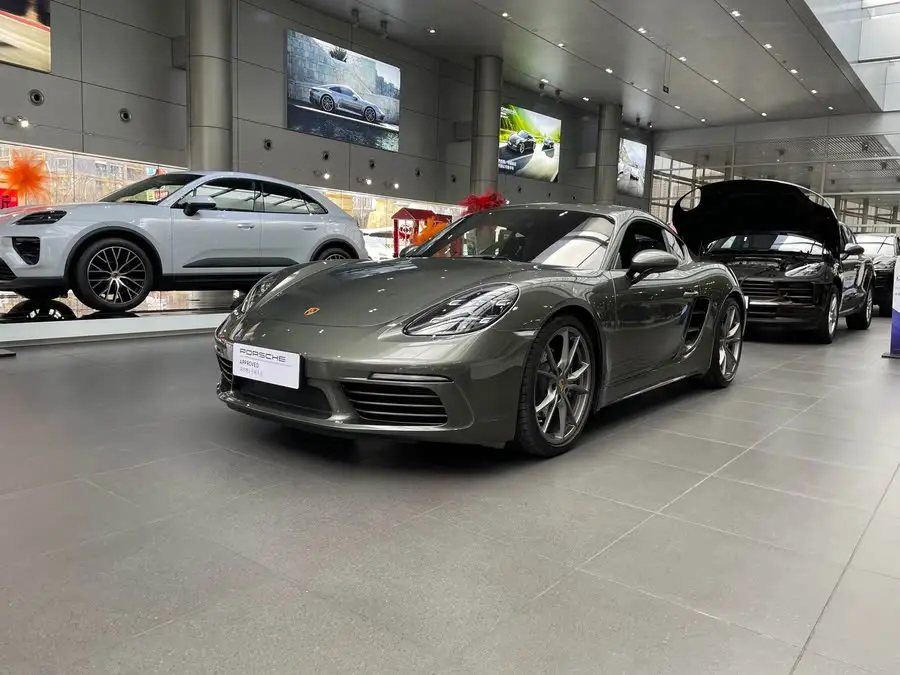 Porsche 718 2022 Cayman 2.0T