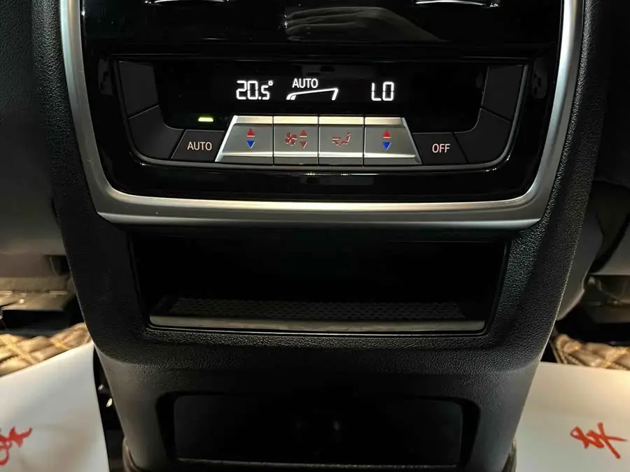 BMW X6 2021 xDrive40i M Sport Package