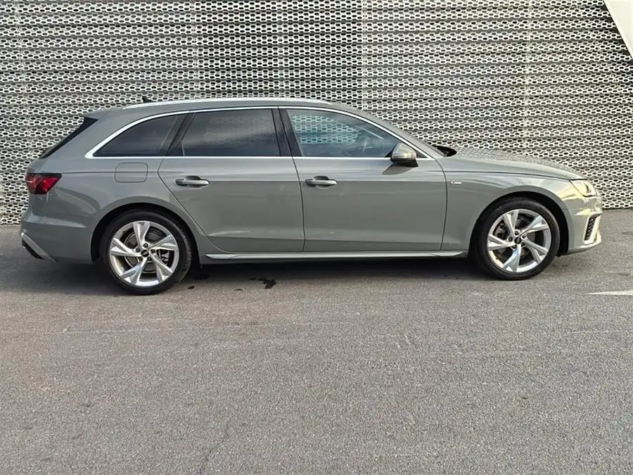Audi A4 (Import) 2021 Avant Pioneer 40 TFSI Fashion Dynamic Edition