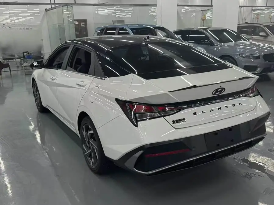 إيلانتر 2023 1.5 لتر CVT LUX بريميوم