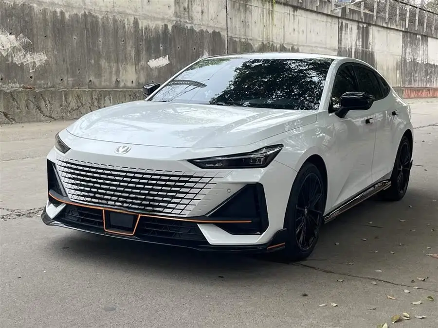 Changan UNI-V 2023 1.5T Sport Version