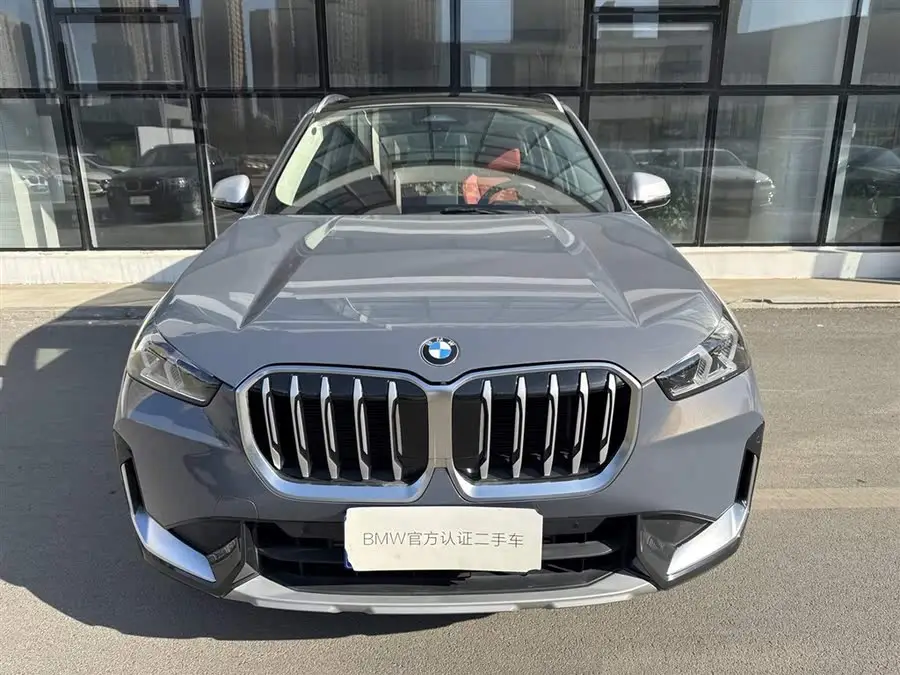 2024 بي إم دبليو X1 xDrive25Li حزمة تصميم X