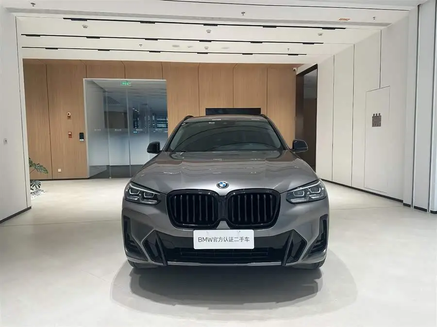 BMW X3 2022 xDrive30i Leading Model M Night Package