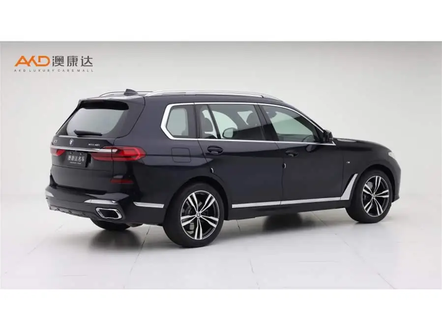 بي إم دبليو X7 2021 xDrive40i حزمة M الرياضية المتميزة