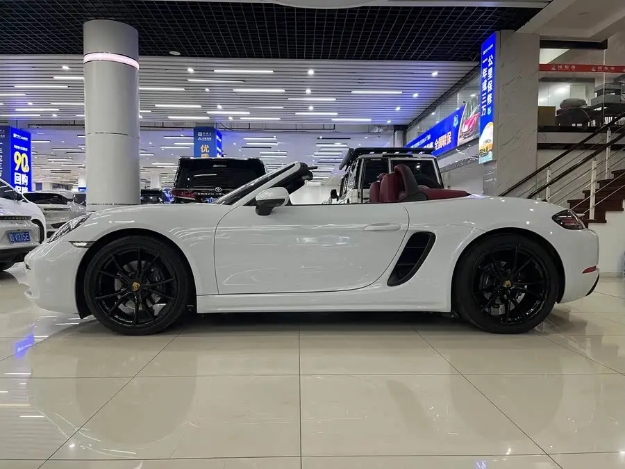 Porsche 718 2022 Boxster 2.0T