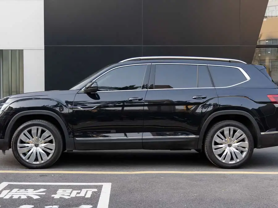 تجوان 2023 طراز 530 V6 دفع رباعي نسخة البريستيج