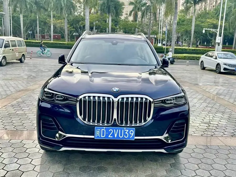 بي إم دبليو X7 2022 xDrive40i حزمة فاخرة