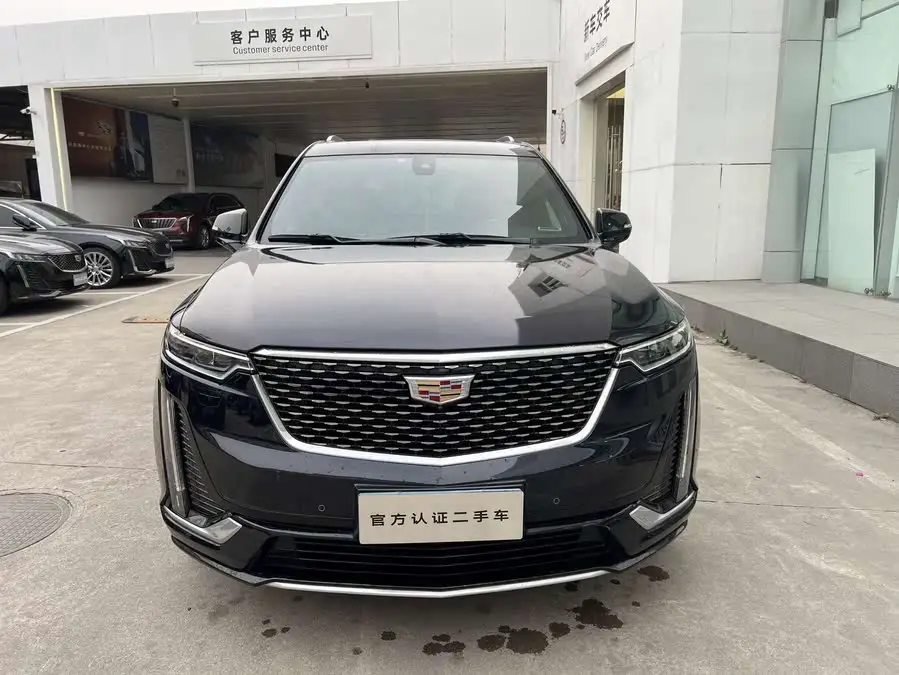 كاديلاك XT6 2021 28T طراز فاخر ذو سبعة مقاعد ودفع رباعي