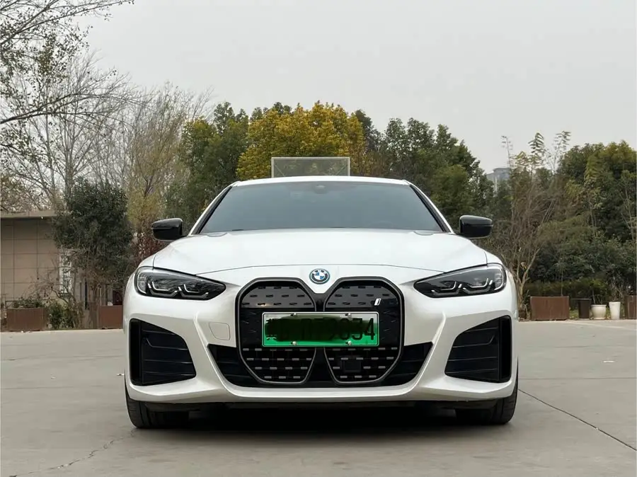 BMW i4 2022 eDrive40